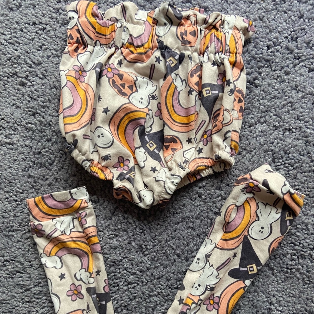 6-9 month Halloween bummies + stockings